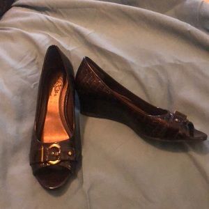 Women’s Shoes - size 8.5 - Never Worn